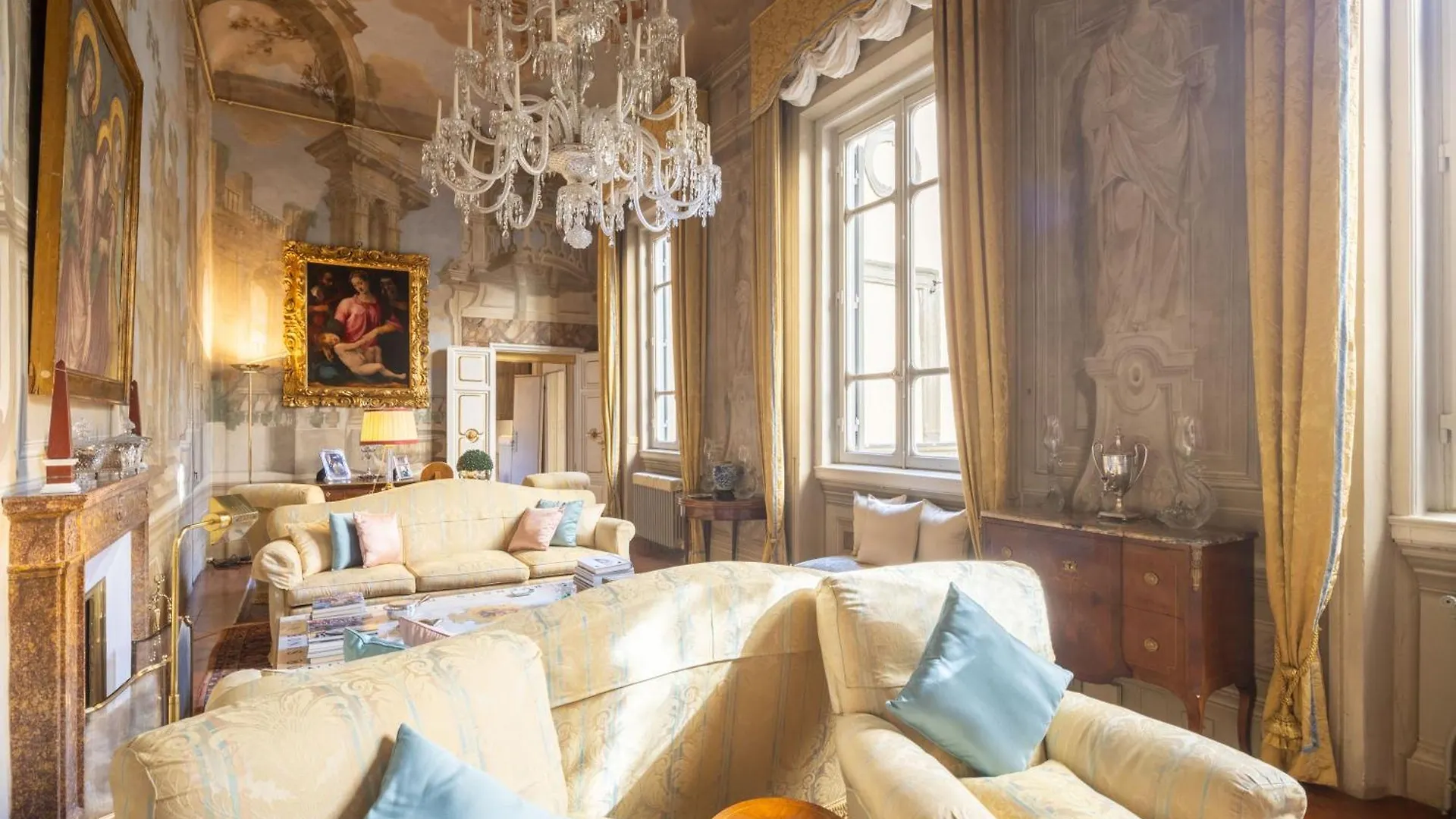 アパート Ricasoli Luxury Palace フィレンツェ